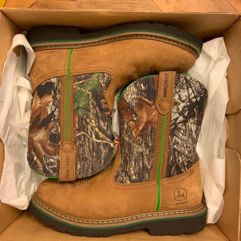 John Deers Boots